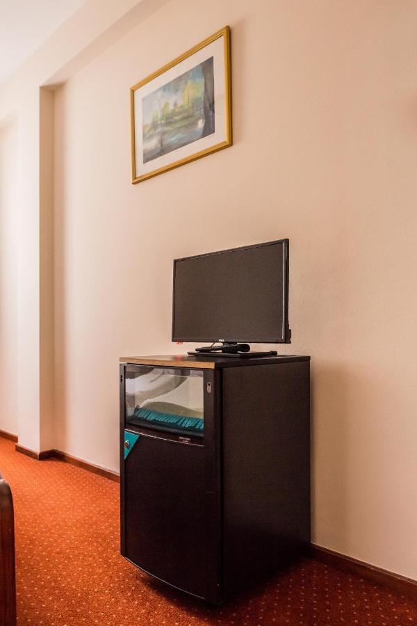 Hotel Carlstadt Karlovac Exteriér fotografie