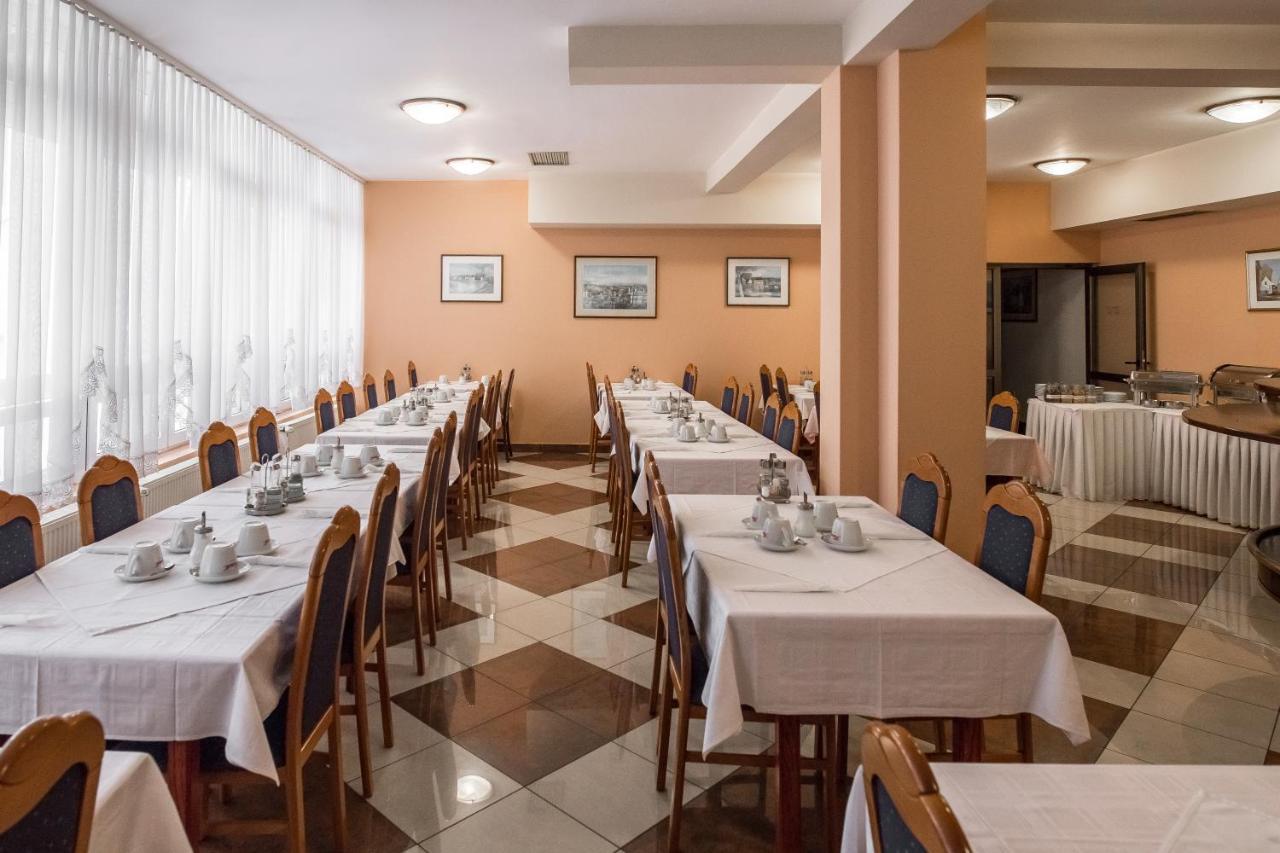Hotel Carlstadt Karlovac Exteriér fotografie